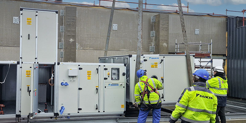 DAIKIN unterstützt Installateure