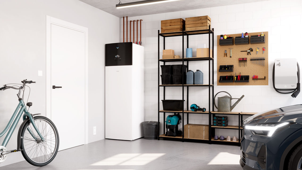 Installationsbild eines Multi+ Speichers in einer Garage